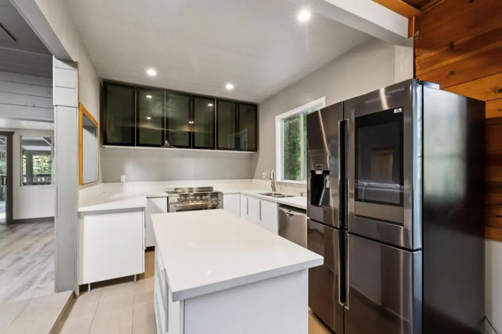 9 Sequoia Drive La Honda, CA 94020
