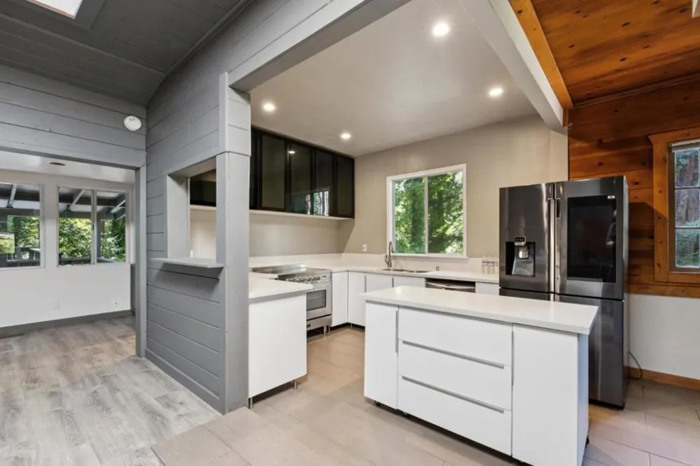 9 Sequoia Drive La Honda, CA 94020