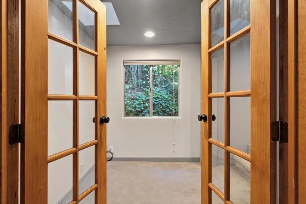 9 Sequoia Drive La Honda, CA 94020