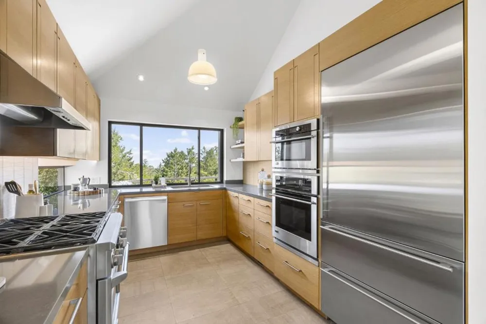 400 Endlich Drive Santa Cruz, CA 95060