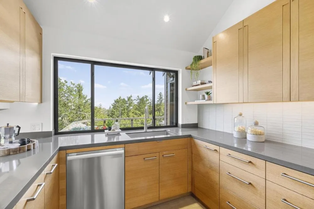 400 Endlich Drive Santa Cruz, CA 95060