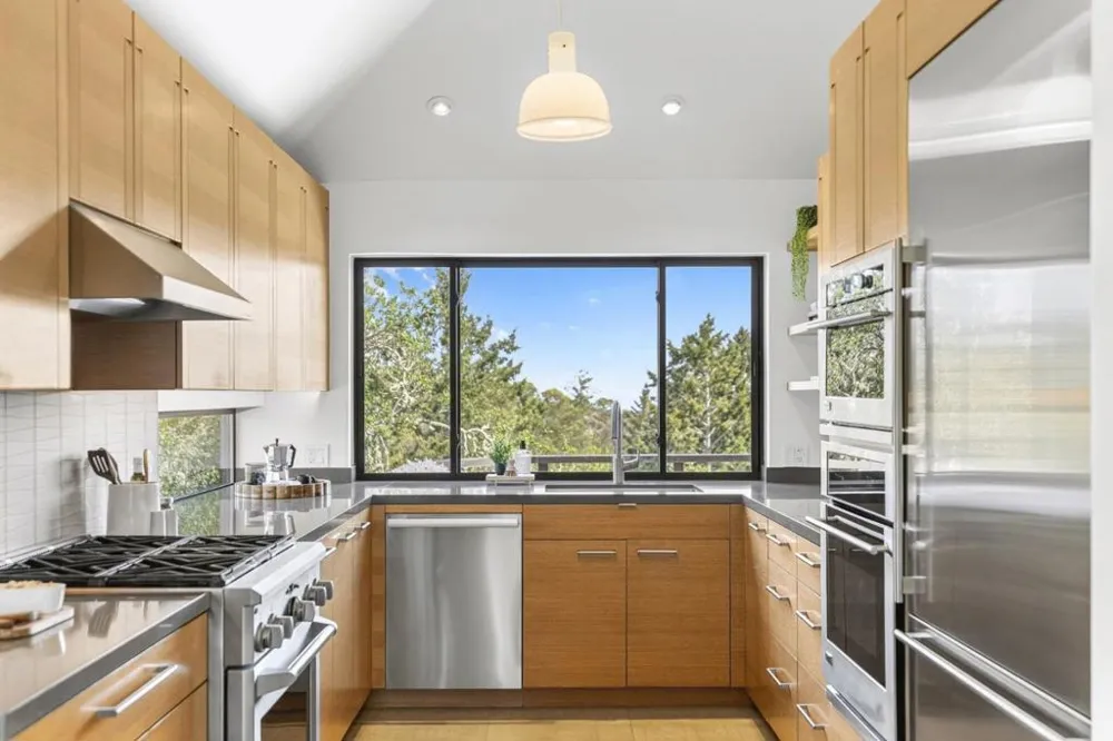 400 Endlich Drive Santa Cruz, CA 95060