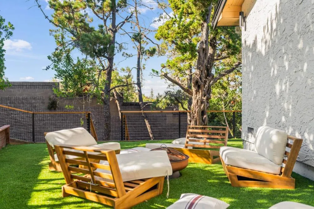 1440 Kring Way Los Altos, CA 94024