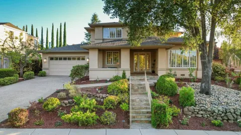 23666 Black Oak Way