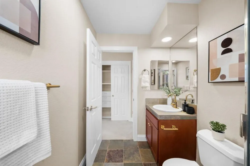 23666 Black Oak Way Cupertino, CA 95014