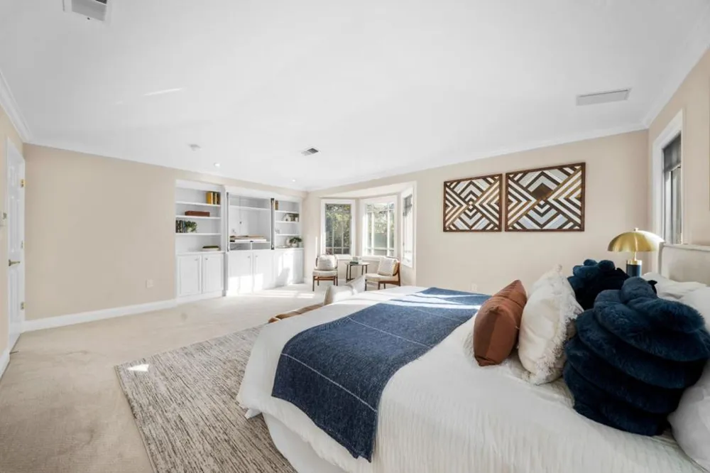 23666 Black Oak Way Cupertino, CA 95014