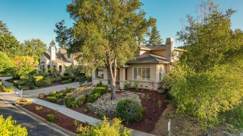23666 Black Oak Way Cupertino, CA 95014