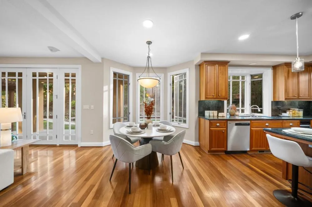 23666 Black Oak Way Cupertino, CA 95014