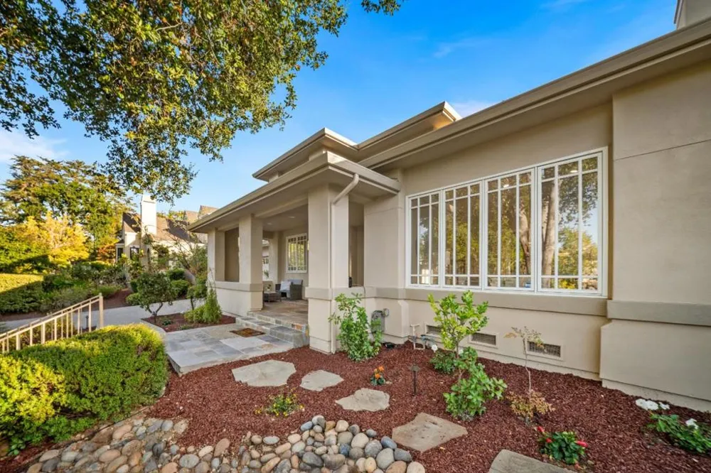 23666 Black Oak Way Cupertino, CA 95014