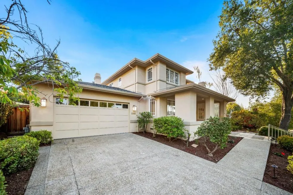 23666 Black Oak Way Cupertino, CA 95014