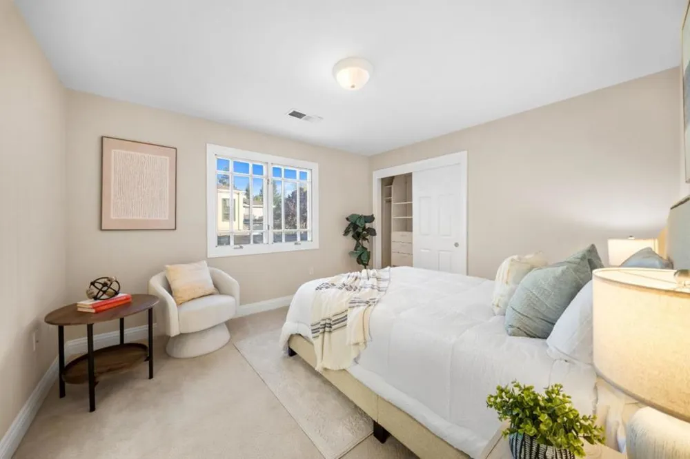 23666 Black Oak Way Cupertino, CA 95014