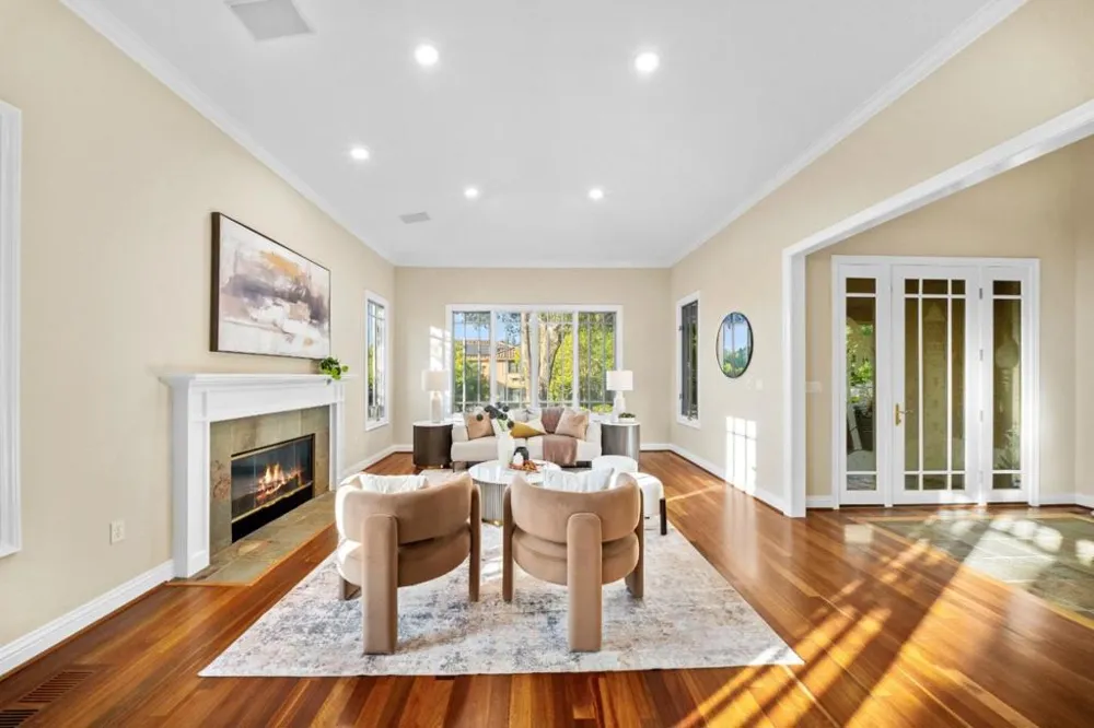 23666 Black Oak Way Cupertino, CA 95014