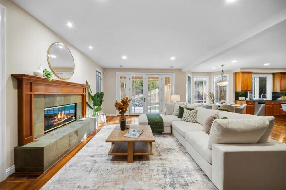 23666 Black Oak Way Cupertino, CA 95014