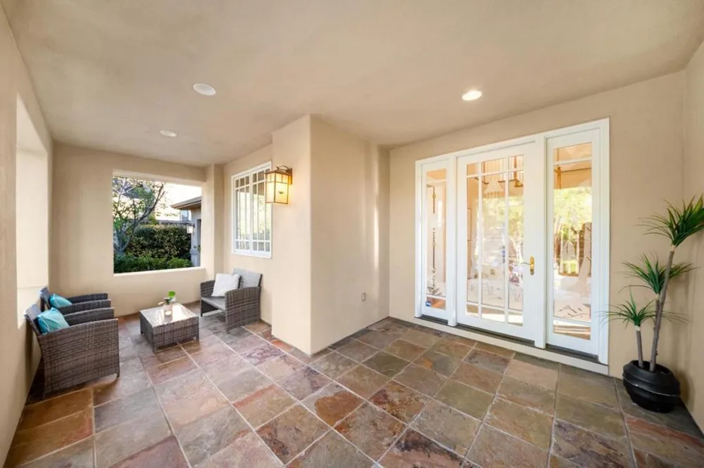 23666 Black Oak Way Cupertino, CA 95014