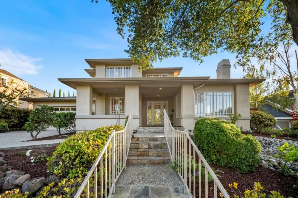 23666 Black Oak Way Cupertino, CA 95014