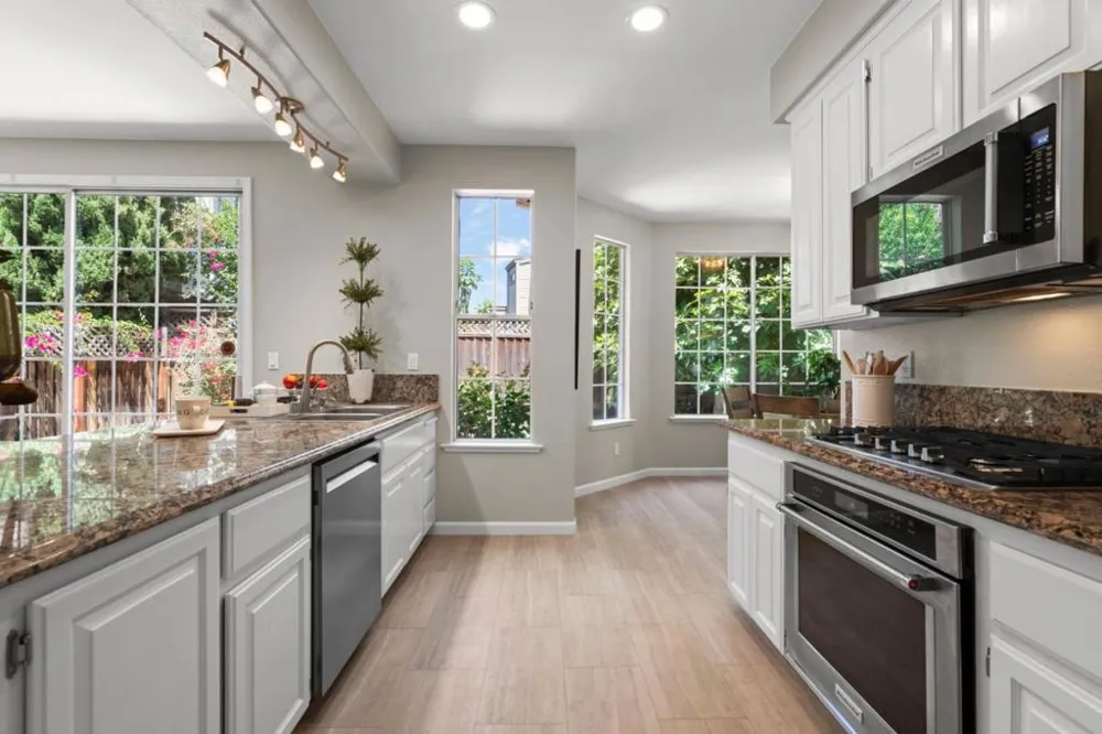 693 Windsor Terrace Sunnyvale, CA 94087