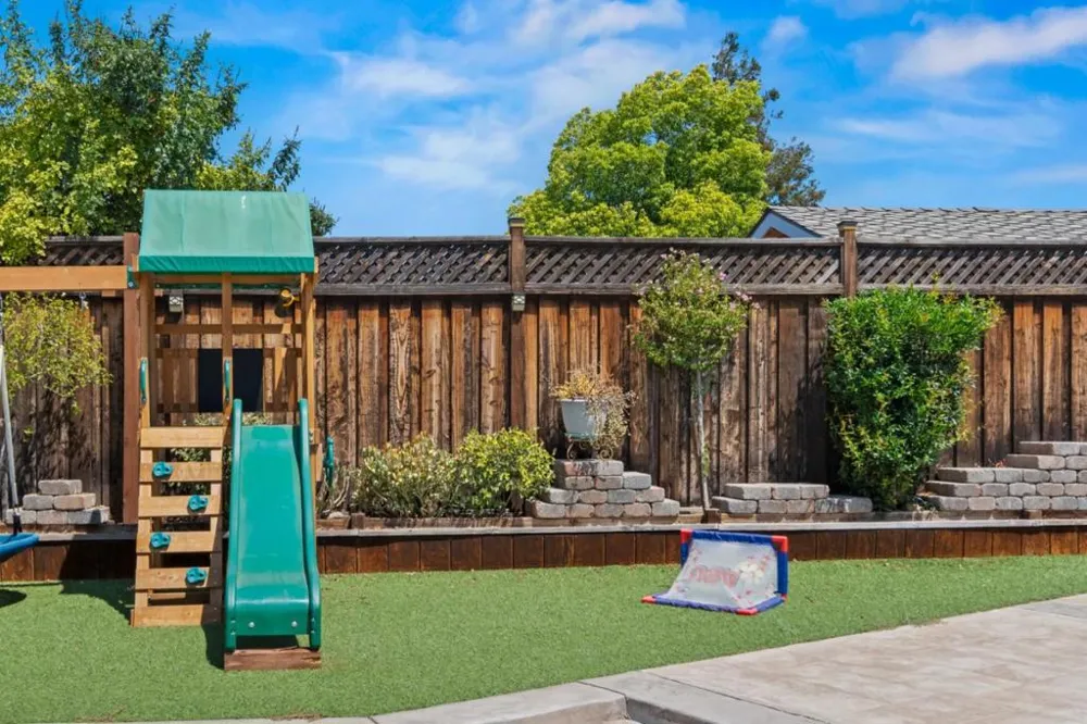 1370 Matador Drive Hollister, CA 95023