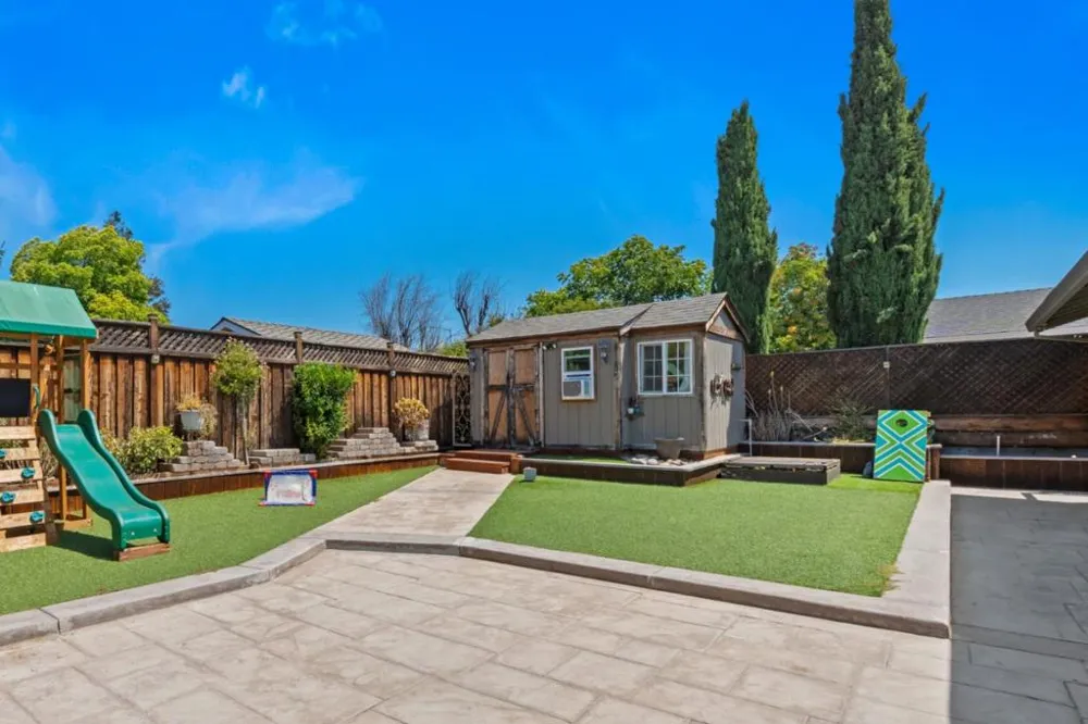 1370 Matador Drive Hollister, CA 95023