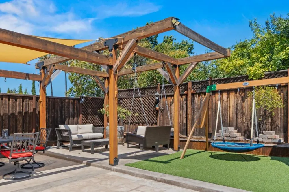 1370 Matador Drive Hollister, CA 95023