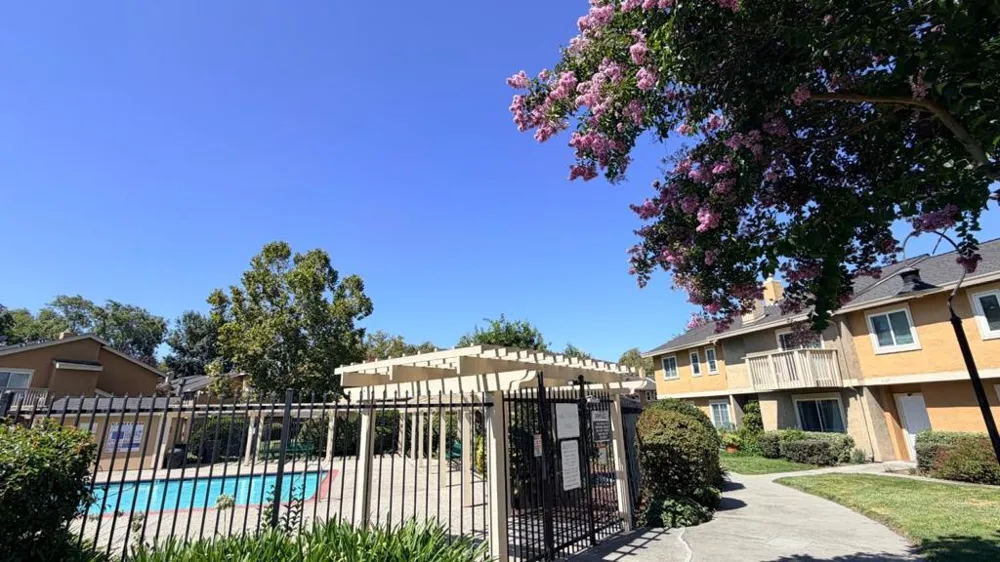 1664 Hollowcreek Place San Jose, CA 95121