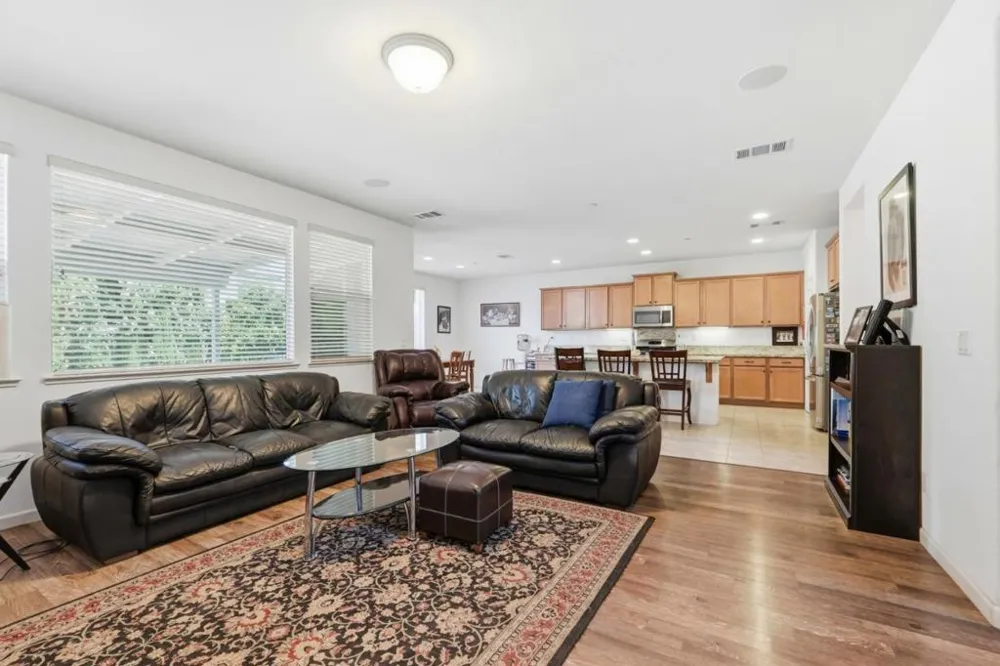 290 Heartland Drive Hollister, CA 95023