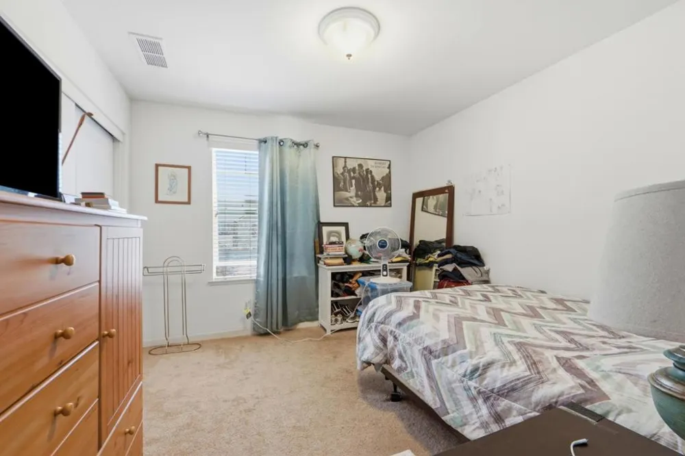 290 Heartland Drive Hollister, CA 95023