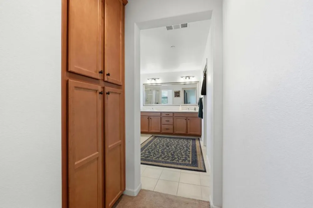 290 Heartland Drive Hollister, CA 95023