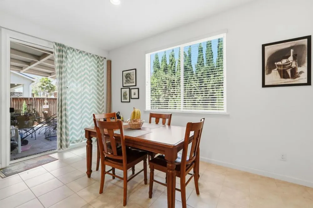 290 Heartland Drive Hollister, CA 95023