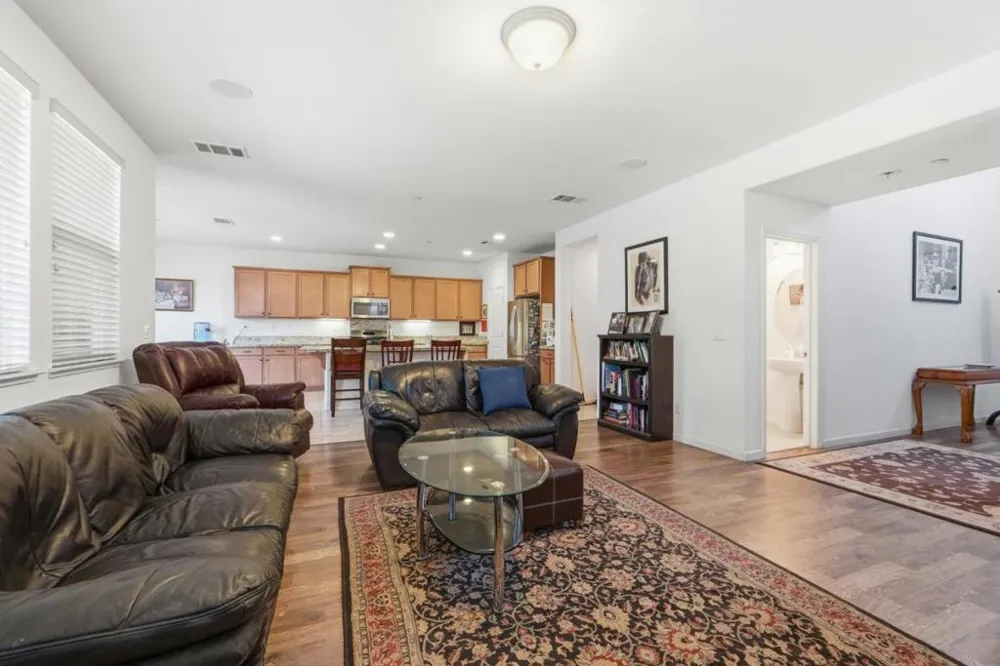 290 Heartland Drive Hollister, CA 95023