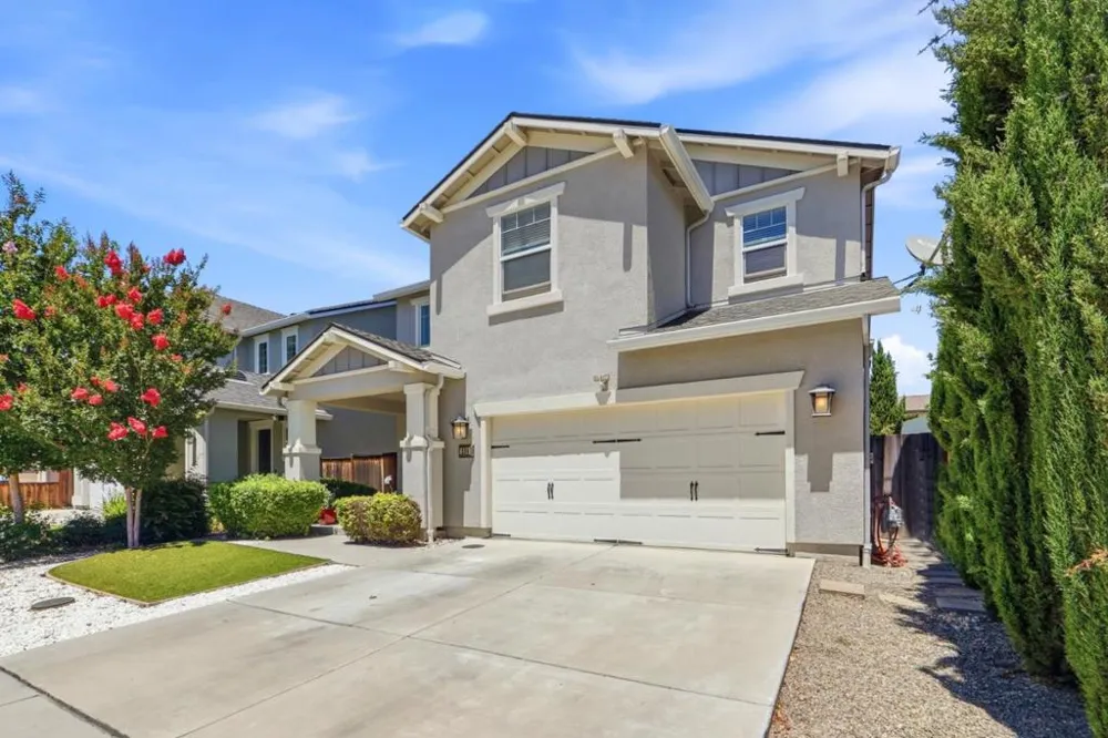 290 Heartland Drive Hollister, CA 95023