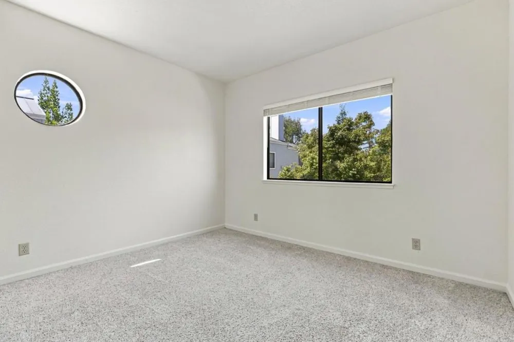 452 W Sunnyoaks Avenue Campbell, CA 95008