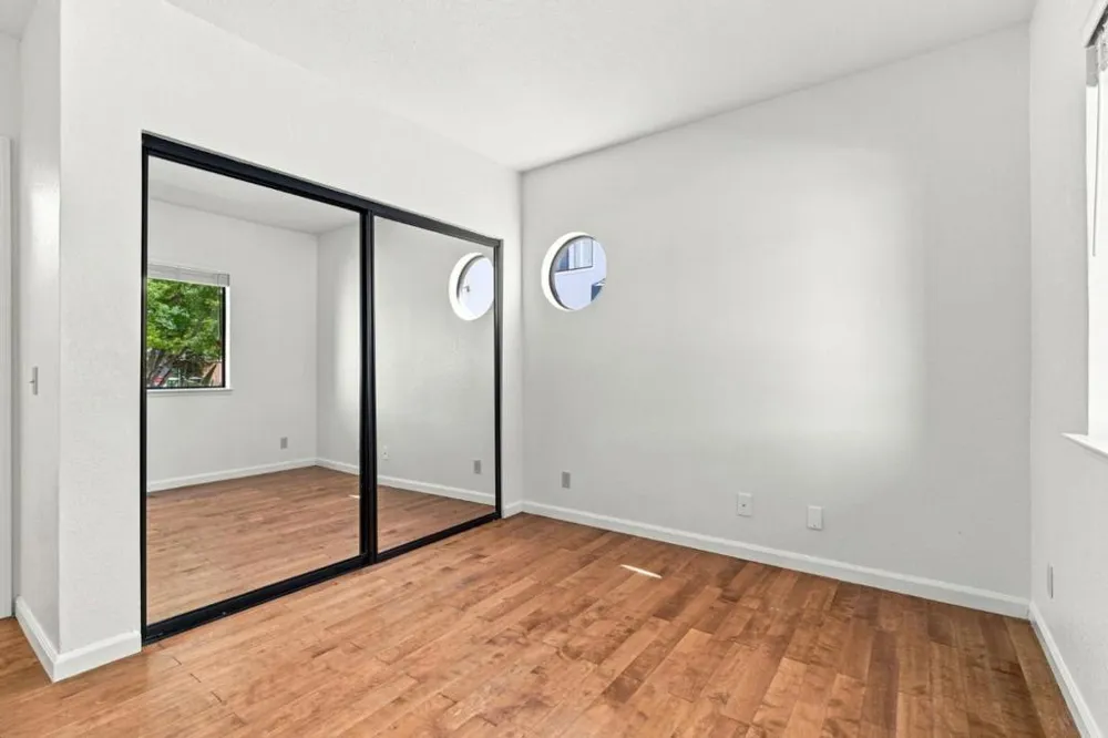 452 W Sunnyoaks Avenue Campbell, CA 95008