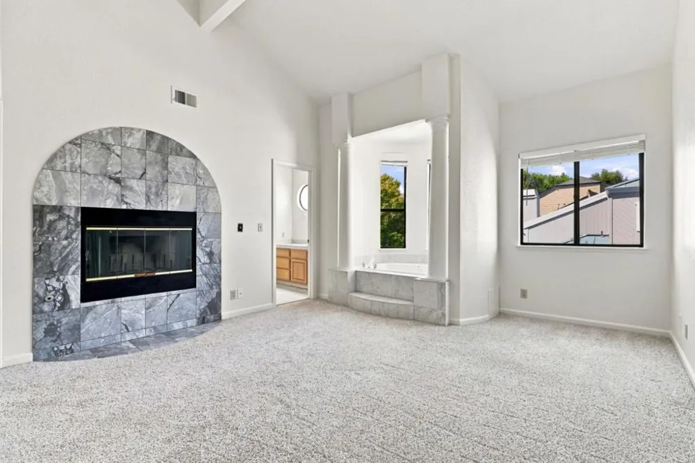 452 W Sunnyoaks Avenue Campbell, CA 95008