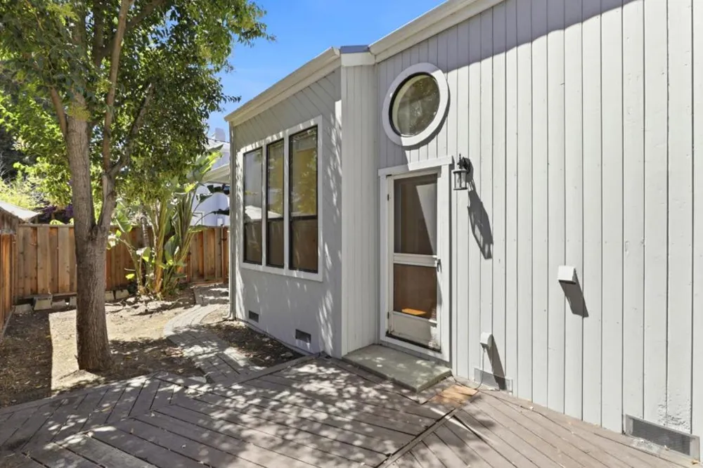 452 W Sunnyoaks Avenue Campbell, CA 95008