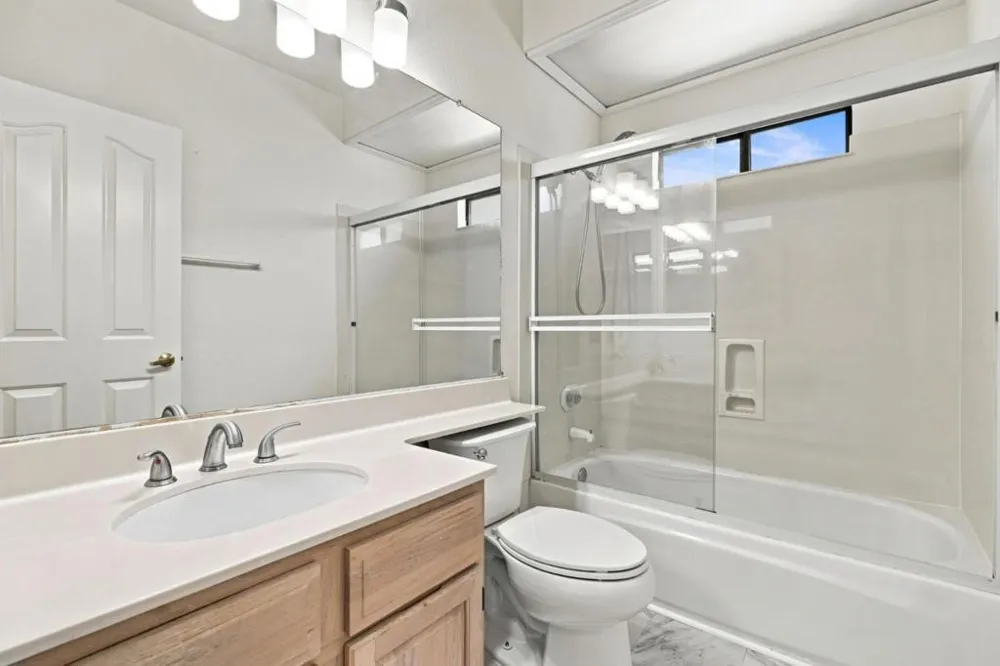 452 W Sunnyoaks Avenue Campbell, CA 95008