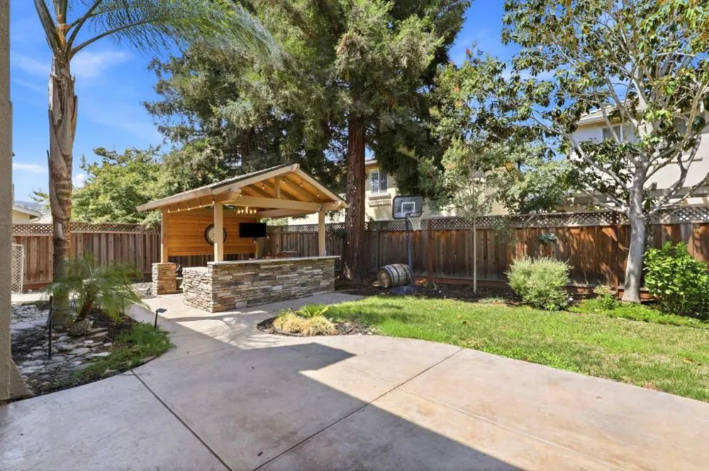 1301 Peregrine Drive Gilroy, CA 95020