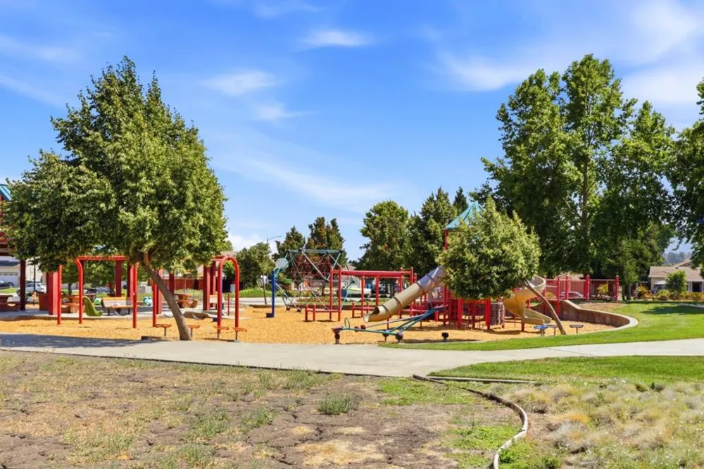 1301 Peregrine Drive Gilroy, CA 95020