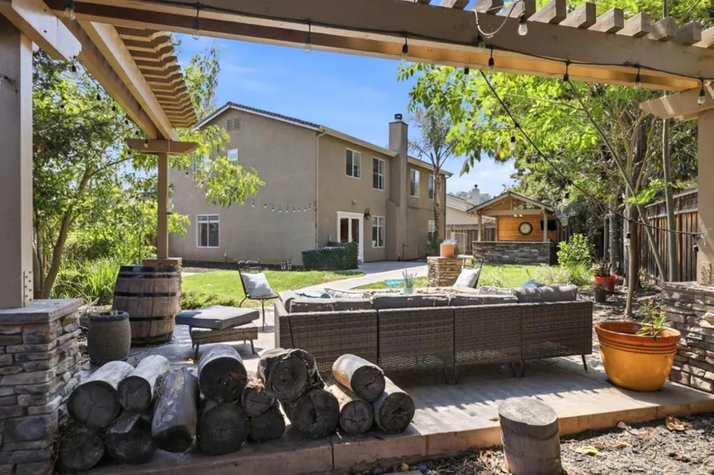 1301 Peregrine Drive Gilroy, CA 95020