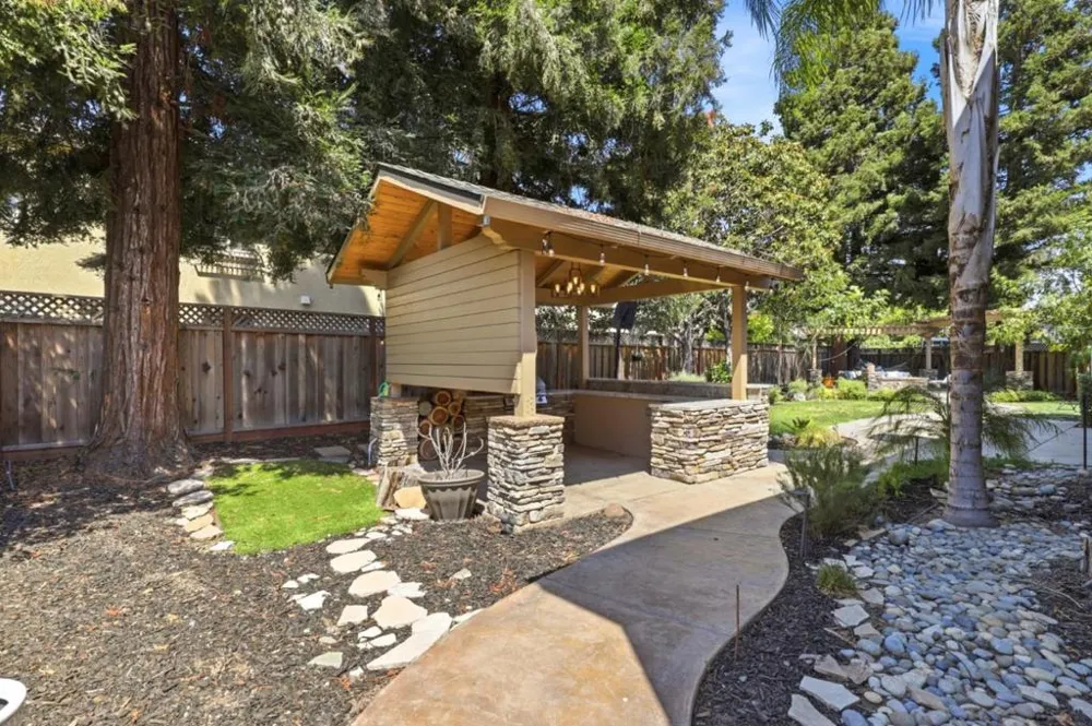 1301 Peregrine Drive Gilroy, CA 95020
