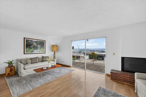 848 Stonegate Drive