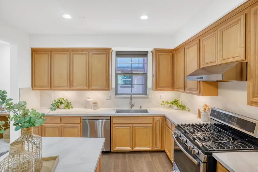 2977 VIA TORINO Santa Clara, CA 95051