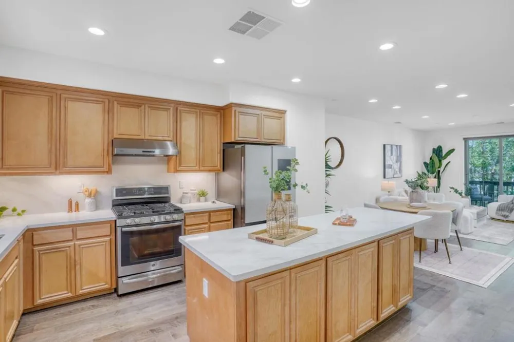 2977 VIA TORINO Santa Clara, CA 95051