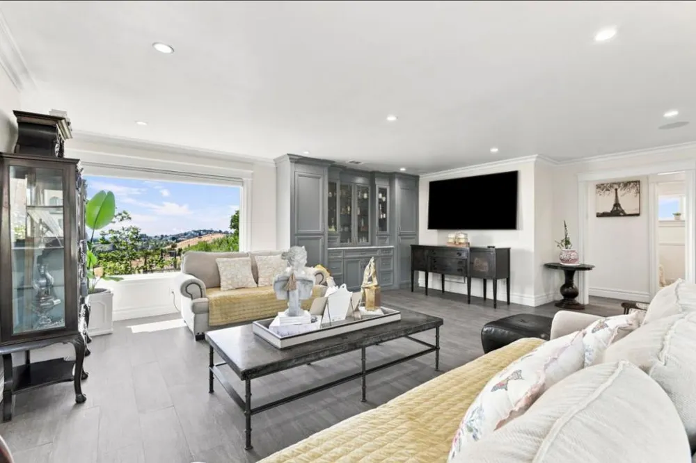 11437 Clayton Road San Jose, CA 95127