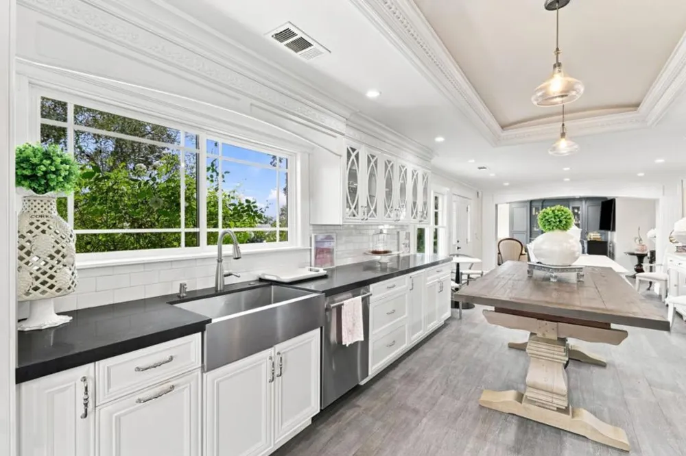 11437 Clayton Road San Jose, CA 95127
