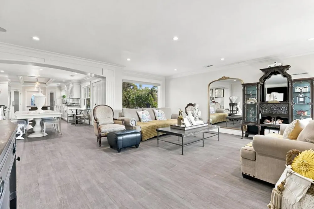 11437 Clayton Road San Jose, CA 95127