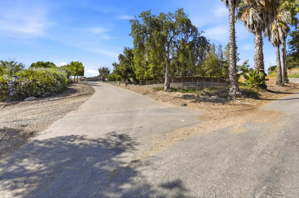 11437 Clayton Road San Jose, CA 95127