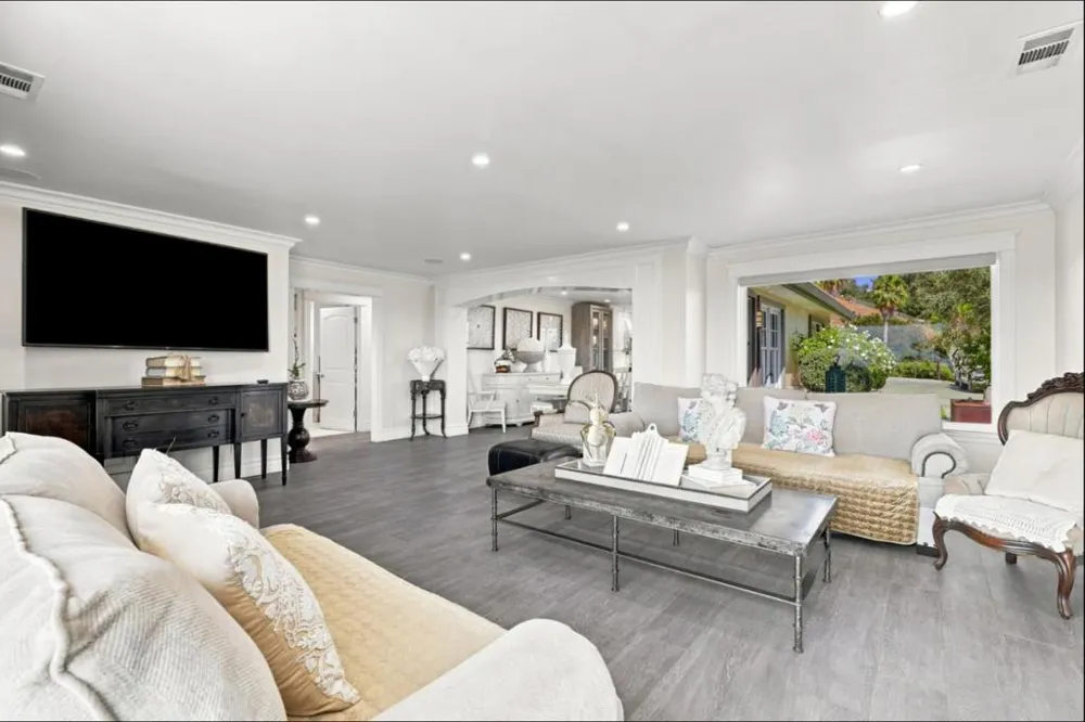 11437 Clayton Road San Jose, CA 95127