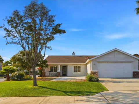 801 Gonzalez Circle