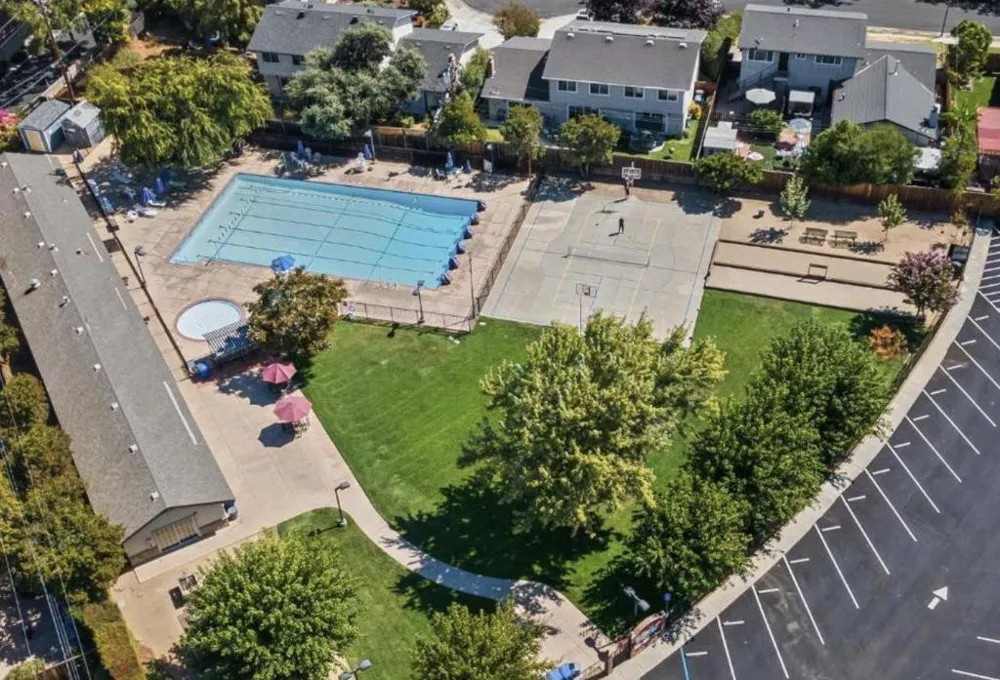 173 Belwood Los Gatos, CA 95032