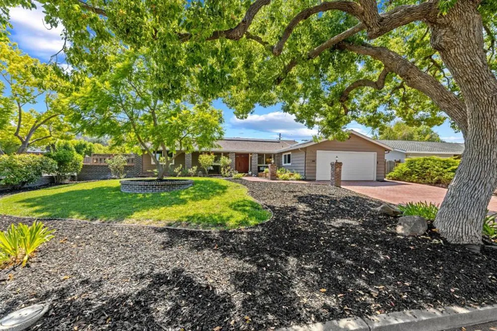 173 Belwood Los Gatos, CA 95032